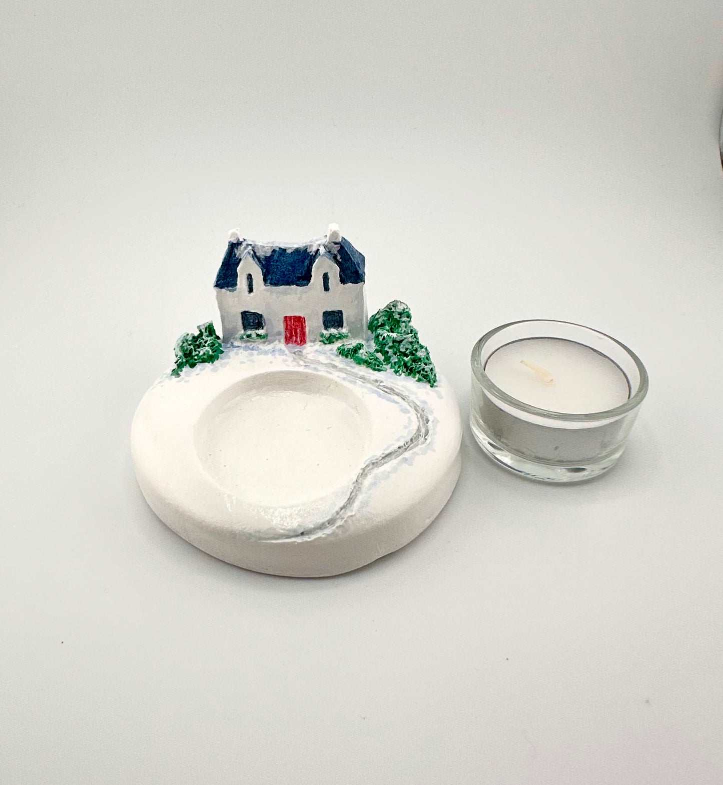 Paint your own lighthouse tealight holder