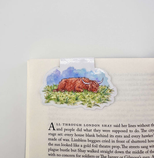 Sleeping highland cow magnetic bookmark