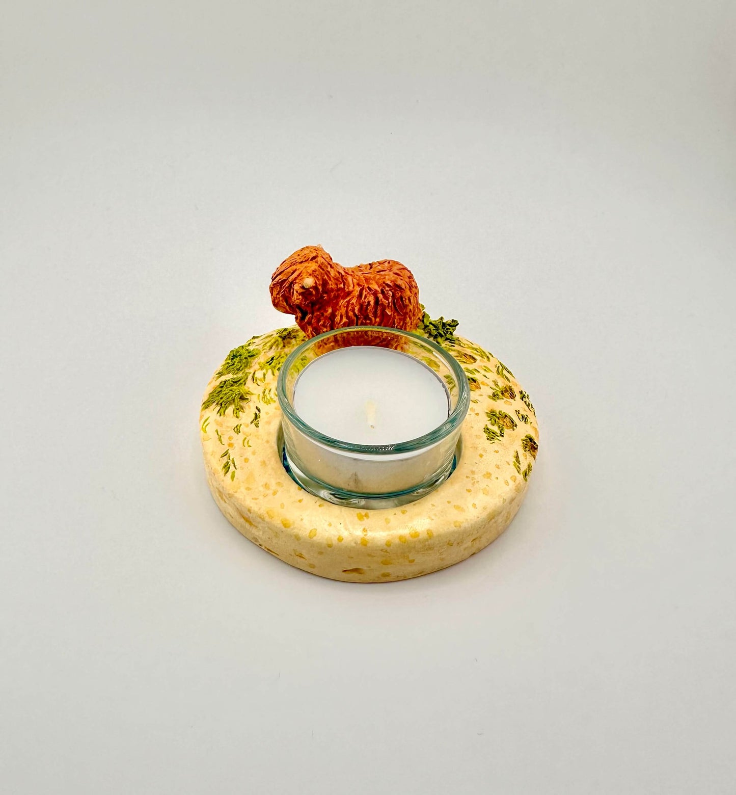 Highland cow ceramic tealight holder